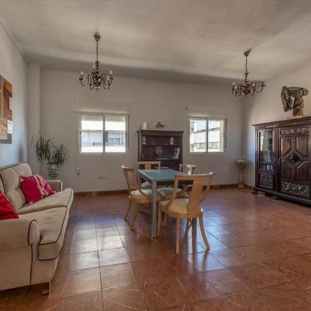 Wide And Traditional- 2Bd 1Bth- Gavidia 塞维利亚 外观 照片